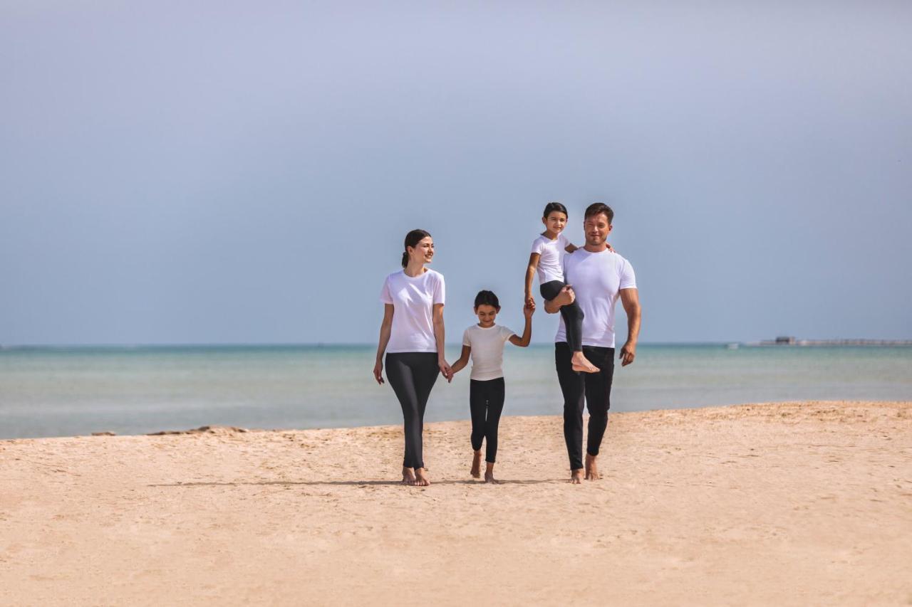 Zulal Wellness Resort By Chiva-Som Al Ruwais Ngoại thất bức ảnh